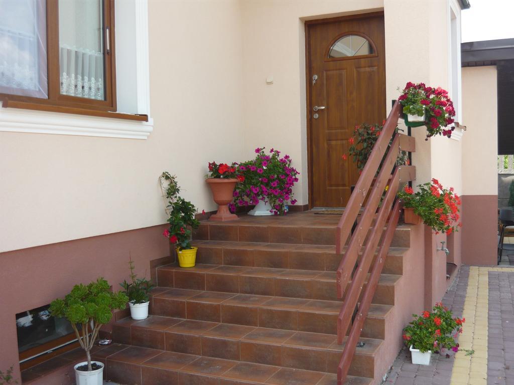 U Agi Apartment Nowogrod Phòng bức ảnh